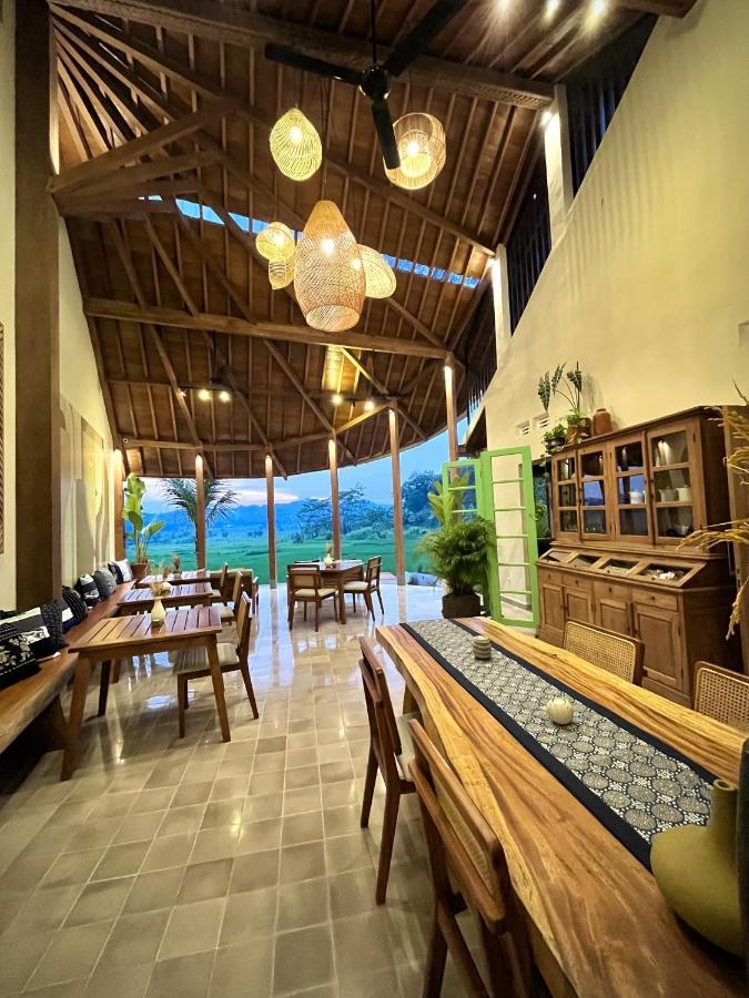 Boutique Villa Jogja Senang Putjung Exteriör bild